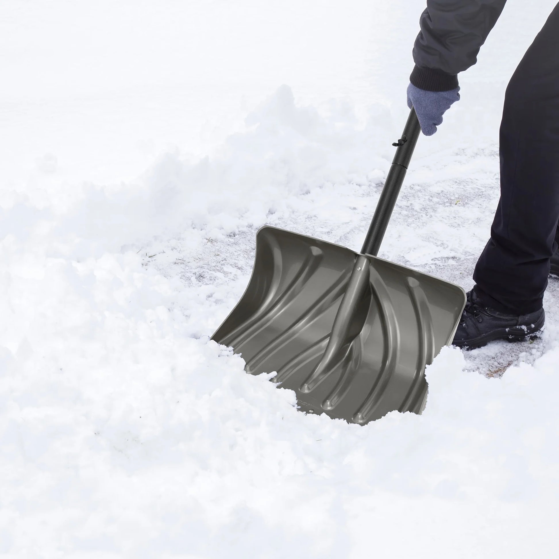 20-Inch Snow Shovel and Pusher with Durable Wear Strip