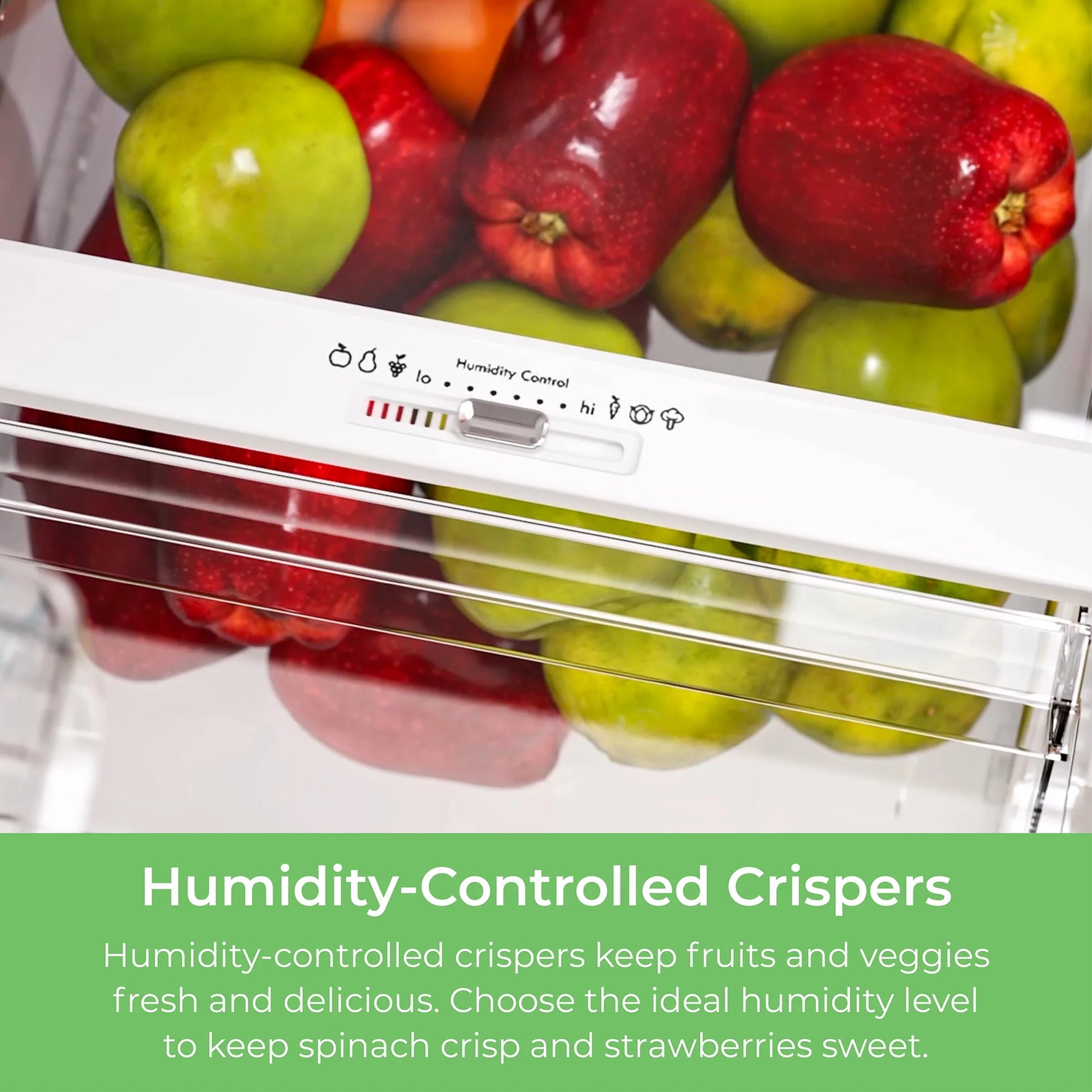 04671332 White Freezer with Ice Maker