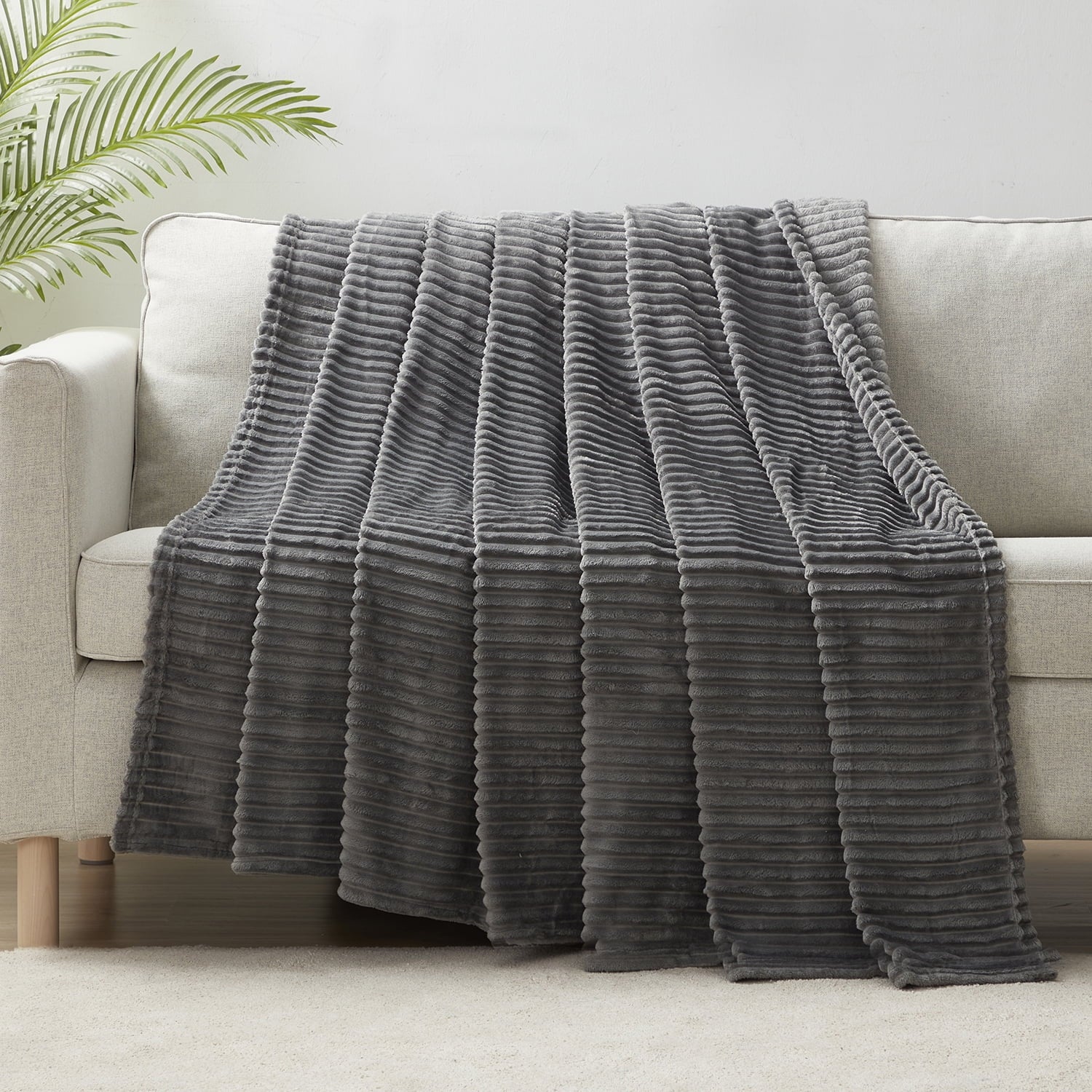Luxury Soft Lightweight Fleece Throw Blanket - Gray Plush Bed Blanket
