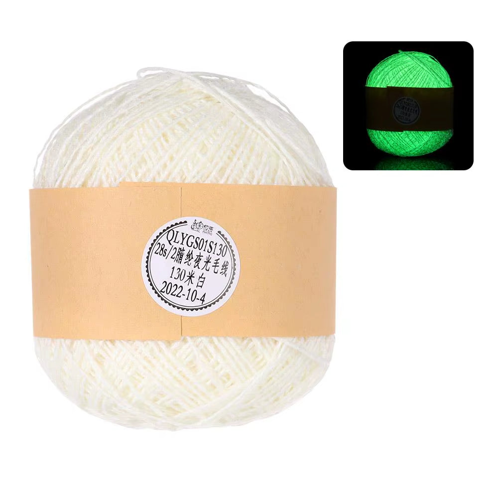 Luminous Chunky Polyester Yarn for Knitting - Glow in the Dark