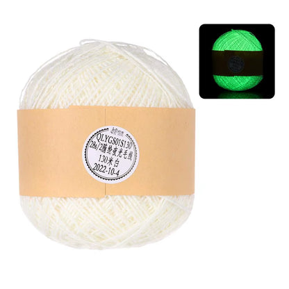Luminous Chunky Polyester Yarn for Knitting - Glow in the Dark