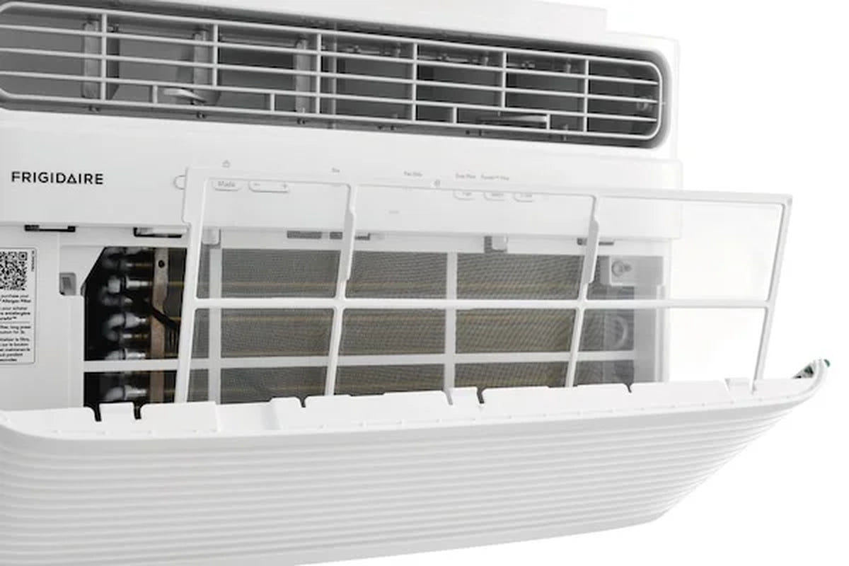 6,000 BTU Window Air Conditioner for Rooms up to 250 Sq Ft, White