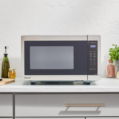 1.3 Cu Ft Countertop Microwave Oven with Glass Door